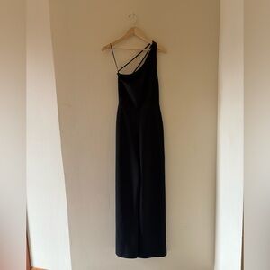 Asymmetric One-Shoulder Black Jumpsuit